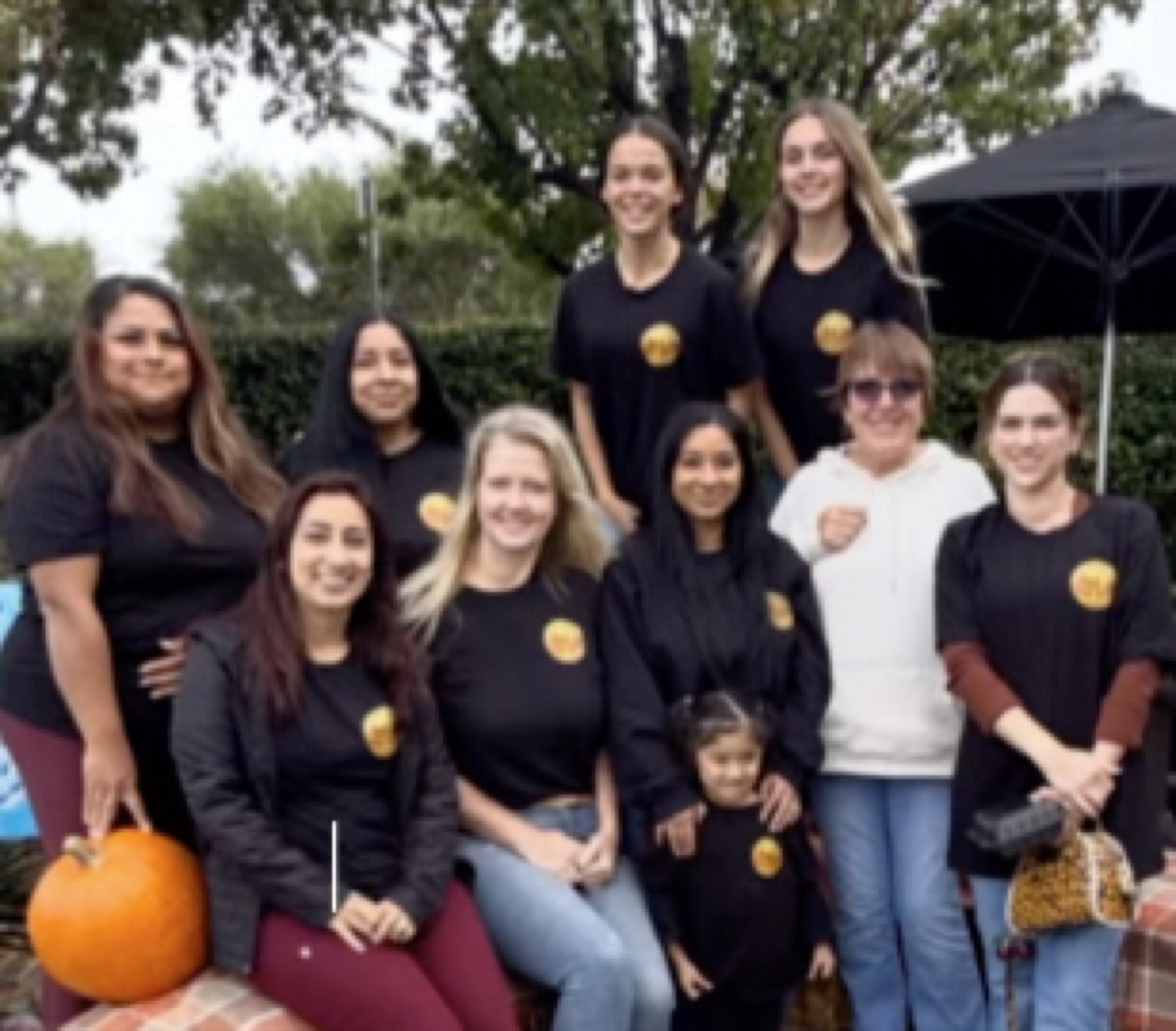 Feeding Perris Strays volunteers